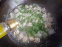 冬瓜汆丸子的做法