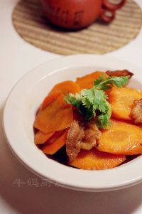 胡萝卜炒肉片的做法