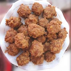 油炸肉圆子的做法 油炸肉圆子的做法