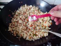 酸豇豆肉末炒饭的做法
