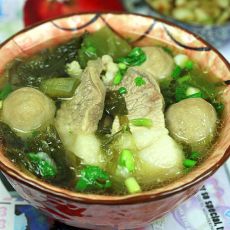 肉丸猪肉煲咸菜的做法 肉丸猪肉煲咸菜的做法