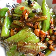 豆豉油爆辣椒的做法 豆豉油爆辣椒的做法