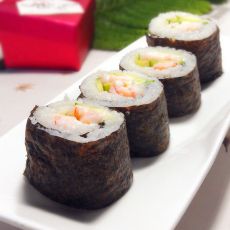鲜虾紫菜饭卷的做法 鲜虾紫菜饭卷的做法