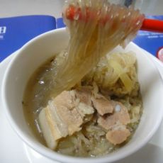 酸菜粉丝川白肉的做法 酸菜粉丝川白肉的做法
