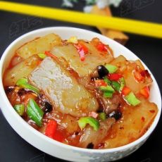 简单家常菜----牛肉豆豉炒凉粉的做法 简单家常菜----牛肉豆豉炒凉粉的做法