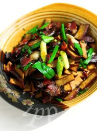 柴火香干炒薰肉的做法