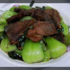家常菜也惊艳——青菜炖牛肉的做法 家常菜也惊艳——青菜炖牛肉的做法