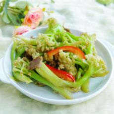 肉炒有机菜花的做法 肉炒有机菜花的做法