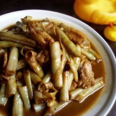 家常菜--五花肉炖芸豆的做法 家常菜--五花肉炖芸豆的做法