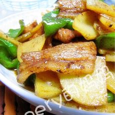 青椒土豆炒肉片的做法 青椒土豆炒肉片的做法