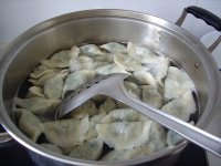 猪肉大叶芹水饺的做法