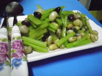 什锦豆拌香芹的做法