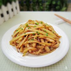 茭白炒鸡柳的做法 茭白炒鸡柳的做法