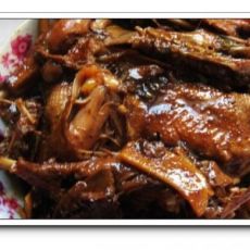 美味炖鸭子的做法 美味炖鸭子的做法