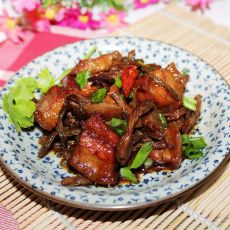 豆角干焖五花肉的做法 豆角干焖五花肉的做法