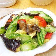黑木耳炒丝瓜的做法 黑木耳炒丝瓜的做法
