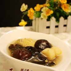 香耳煲鸡汤的做法 香耳煲鸡汤的做法