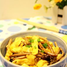 茶树菇炒鸭蛋的做法 茶树菇炒鸭蛋的做法