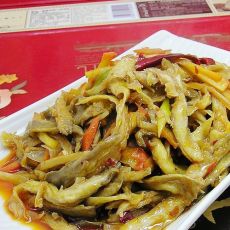 鱼香蘑菇丝的做法 鱼香蘑菇丝的做法