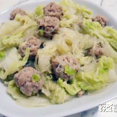 白菜粉丝丸子的做法 白菜粉丝丸子的做法