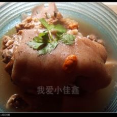 莲藕炖膀的做法