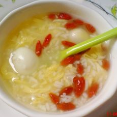 枸杞蛋花煮米酒 的做法 枸杞蛋花煮米酒 的做法