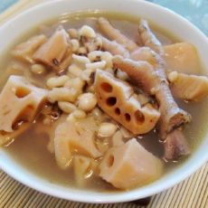 眉豆鸡脚煲莲藕的做法