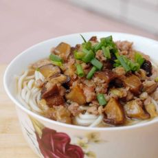肉末香菇面(宝宝食谱)的做法 肉末香菇面(宝宝食谱)的做法