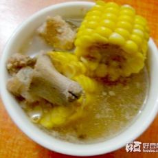 排骨炖玉米的做法