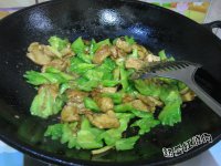 鸡片炒苦瓜的做法
