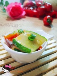 蒜香黄瓜的做法