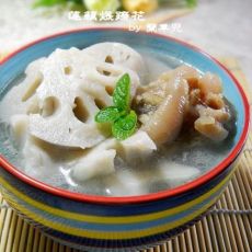 莲藕煨蹄花的做法 莲藕煨蹄花的做法
