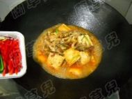 家常平菇烧豆腐的做法