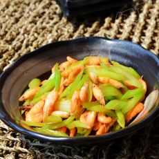芹菜炒河虾的做法 芹菜炒河虾的做法