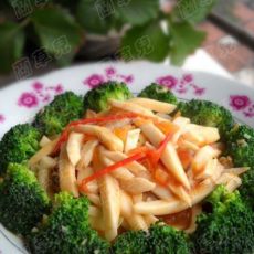 茄汁杏鲍西兰花的做法 茄汁杏鲍西兰花的做法