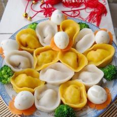鸡肉平菇元宝饺子的做法 鸡肉平菇元宝饺子的做法