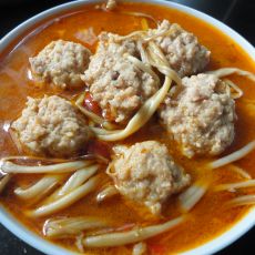 金针菇烧肉丸子的做法 金针菇烧肉丸子的做法