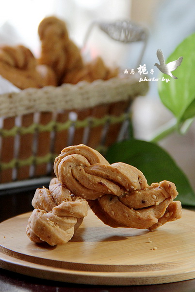 酥香小麻花---童年的回忆