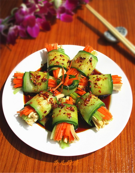 时蔬黄瓜卷图解---营养美味卷起来