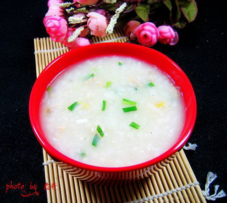 养胃皮蛋瘦肉粥