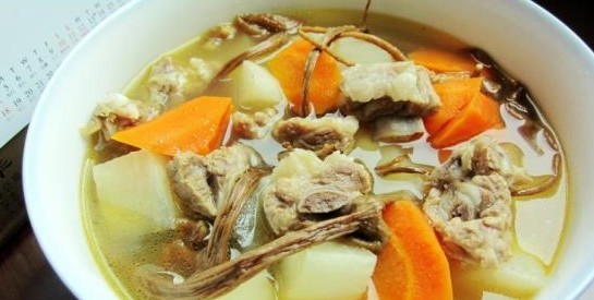 药膳排骨汤