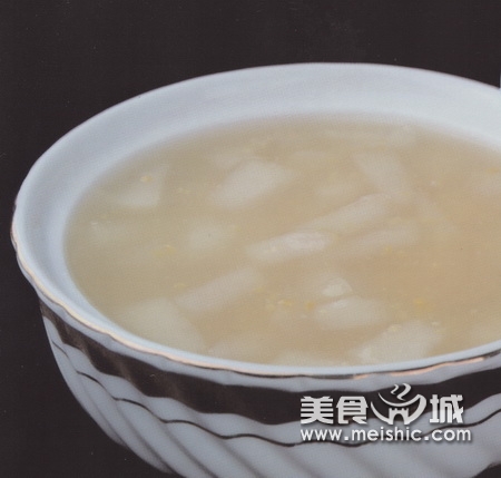 雪梨马蹄玉米粥的做法