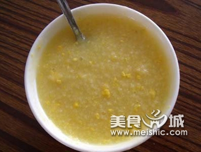 香蕉蛋黄粥