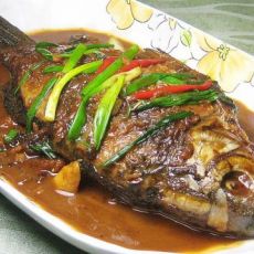 包瓜肉糜嵌鲫鱼的做法 包瓜肉糜嵌鲫鱼的做法