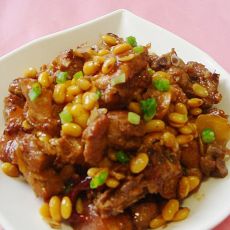 黄豆焖排骨肉的做法 黄豆焖排骨肉的做法