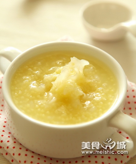 双米银耳粥的做法