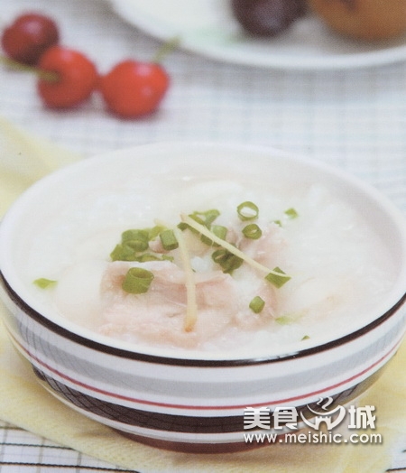 鲫鱼百合糯米粥