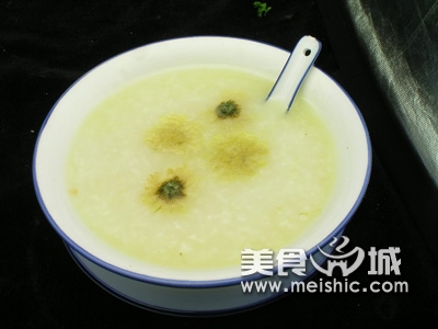 枇杷菊花粥