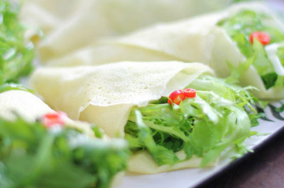 煎饼苦菊卷做法