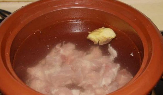 金钩冬瓜炖排骨